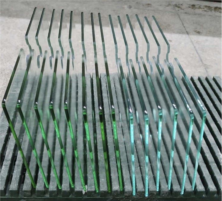 Industrial Glass Cutting Machine